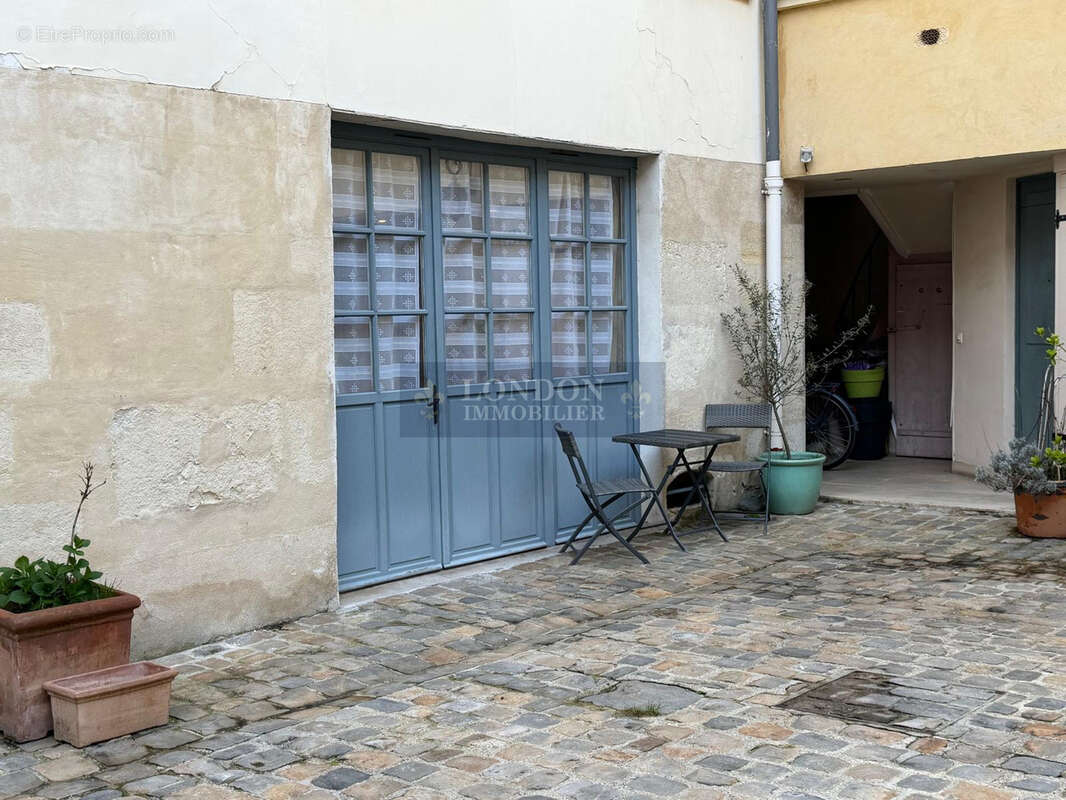 Appartement à VERSAILLES