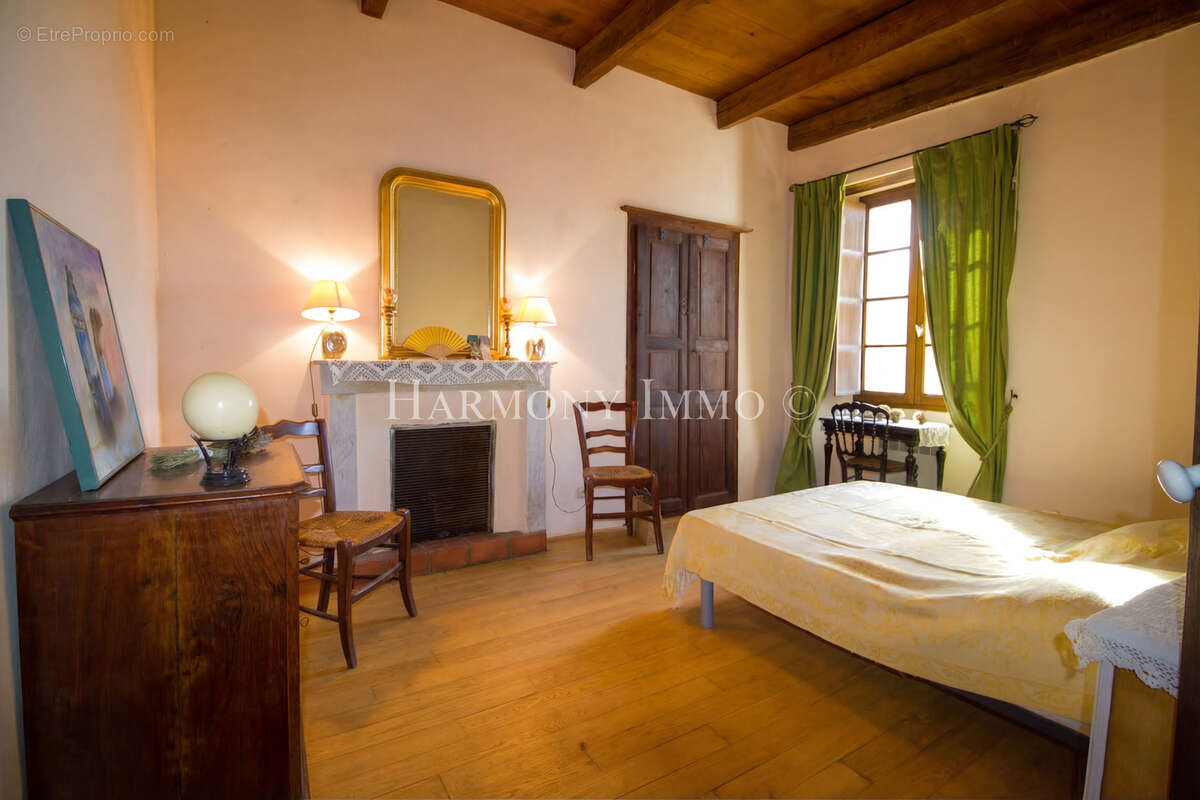 Maison à ROSAZIA