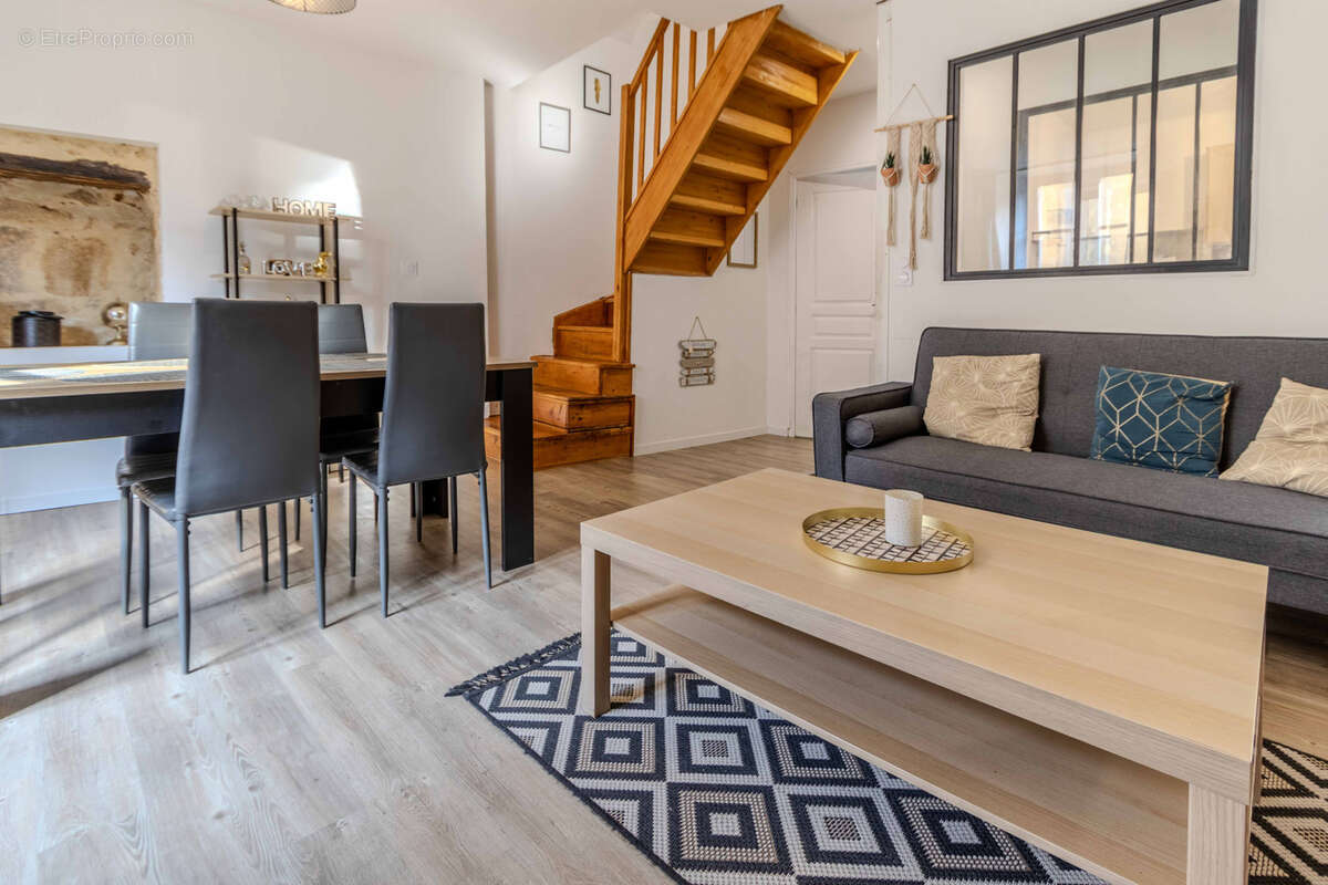 Maison à SARLAT-LA-CANEDA