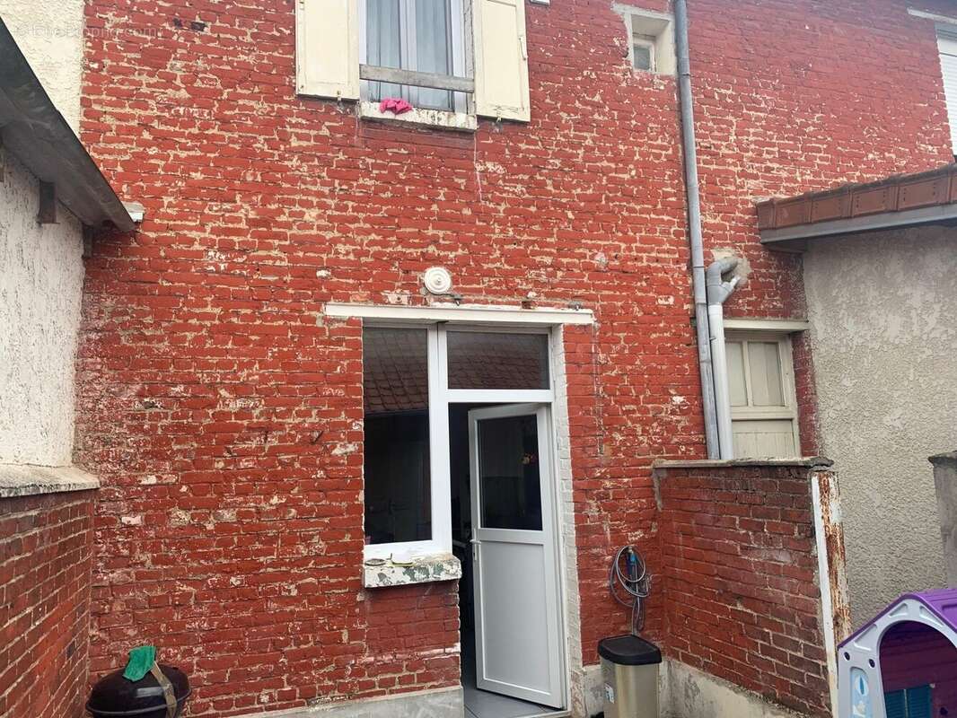 Maison à CHAUNY