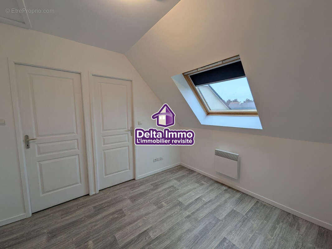 Maison à SAINT-SEBASTIEN-DE-MORSENT