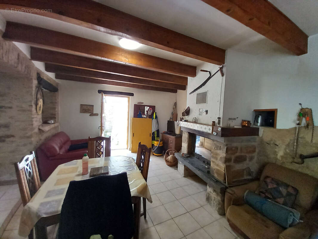 Maison à SAINT-VINCENT-D'OLARGUES