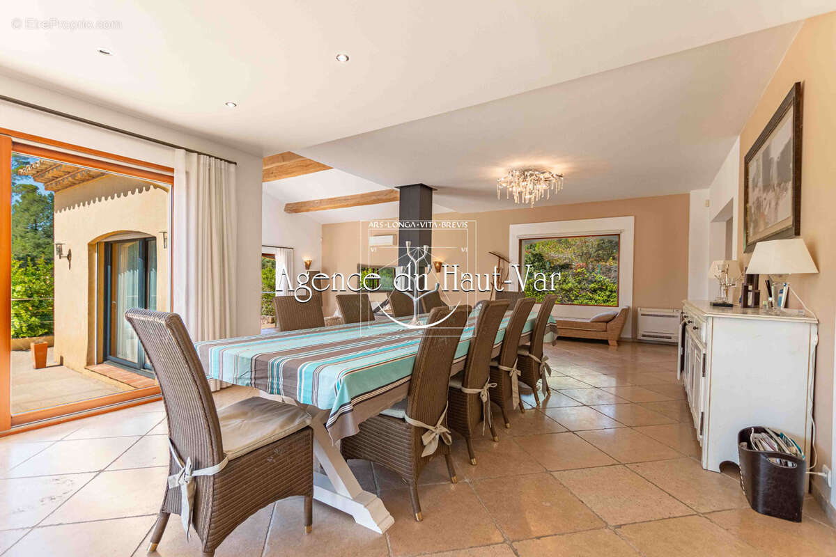 Superbe villa moderne, 4 chambres, 3300m2 de terrain - photo 19