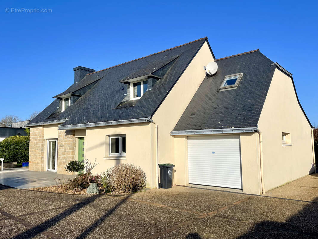 Maison à PLUNERET