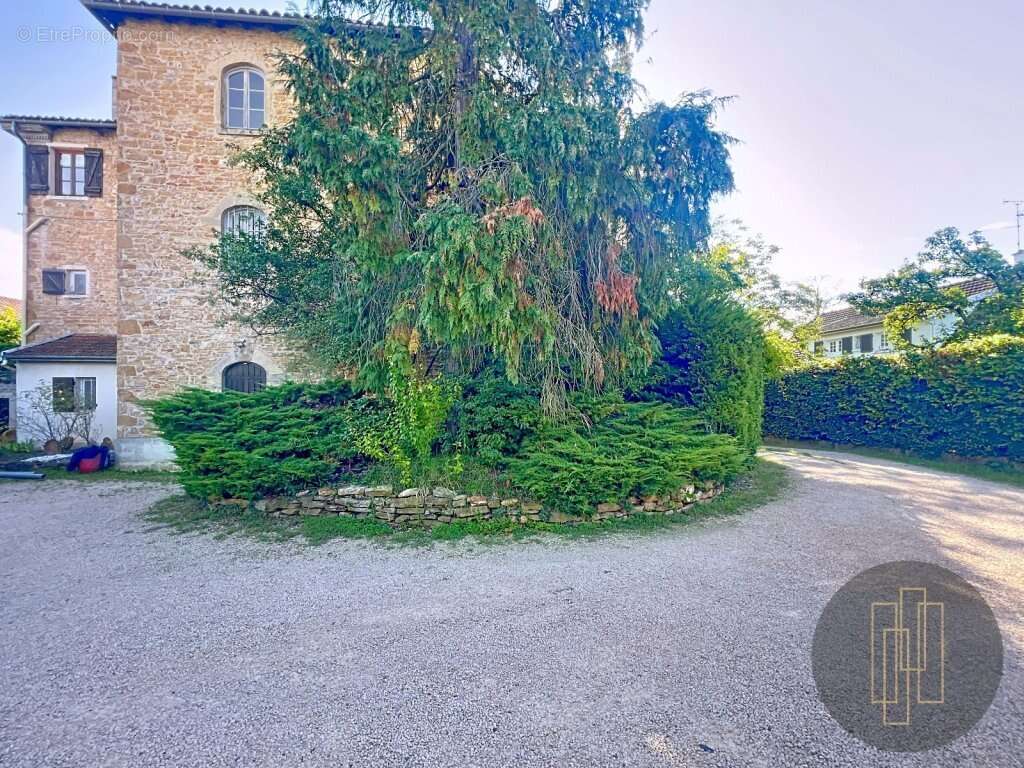 Appartement à LIMAS