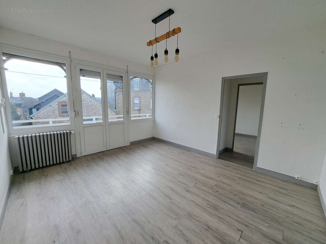 Maison à LA FERTE-MACE