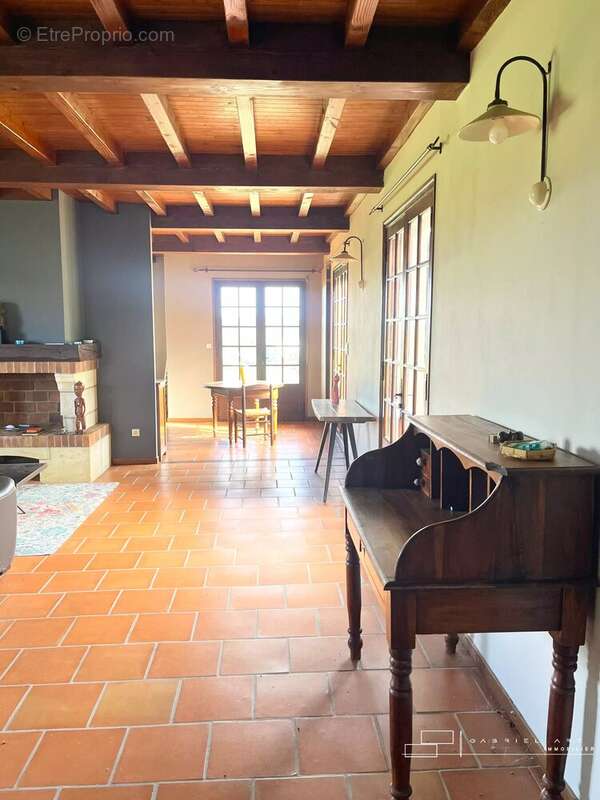 Maison à LASSEUBE-PROPRE