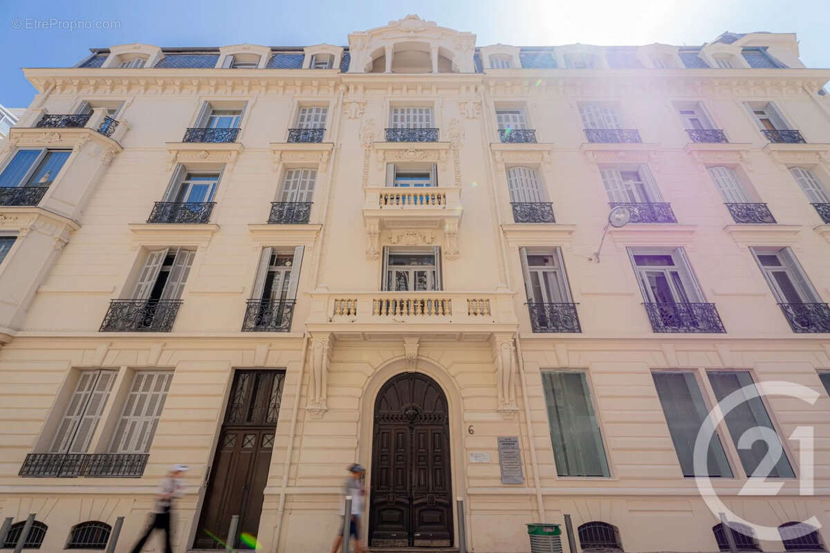 Appartement 270 m² à Nice  - photo 2