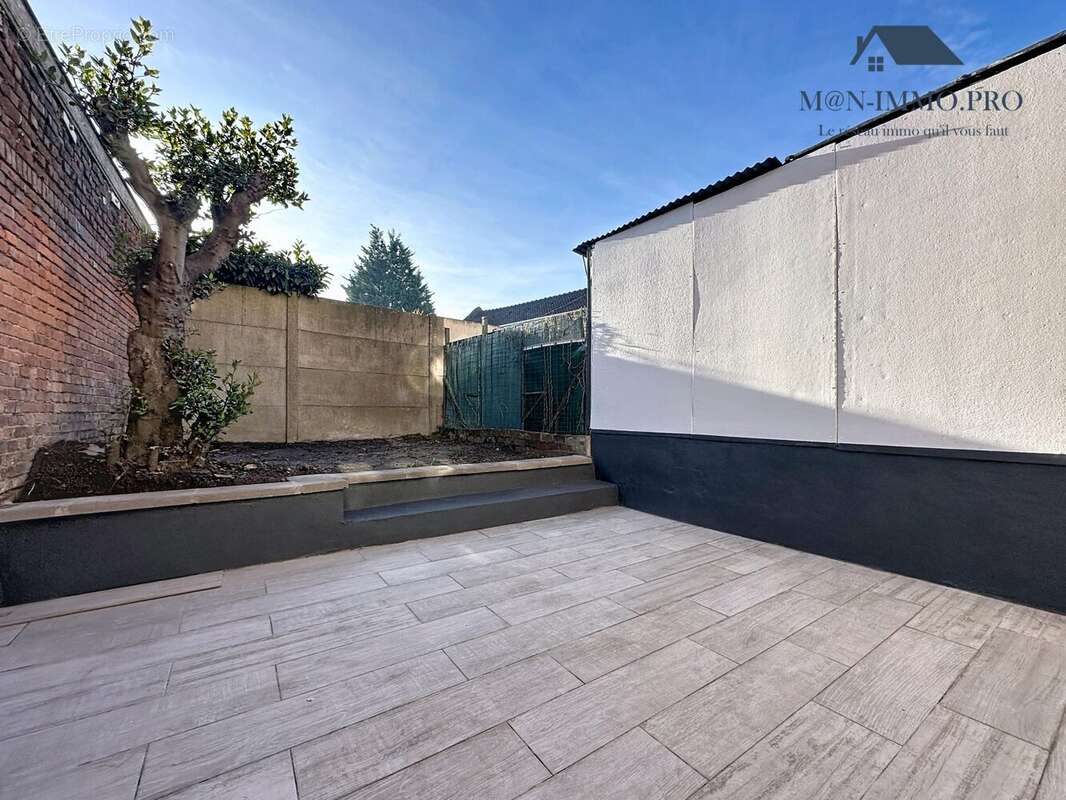 Maison à ERQUINGHEM-LYS