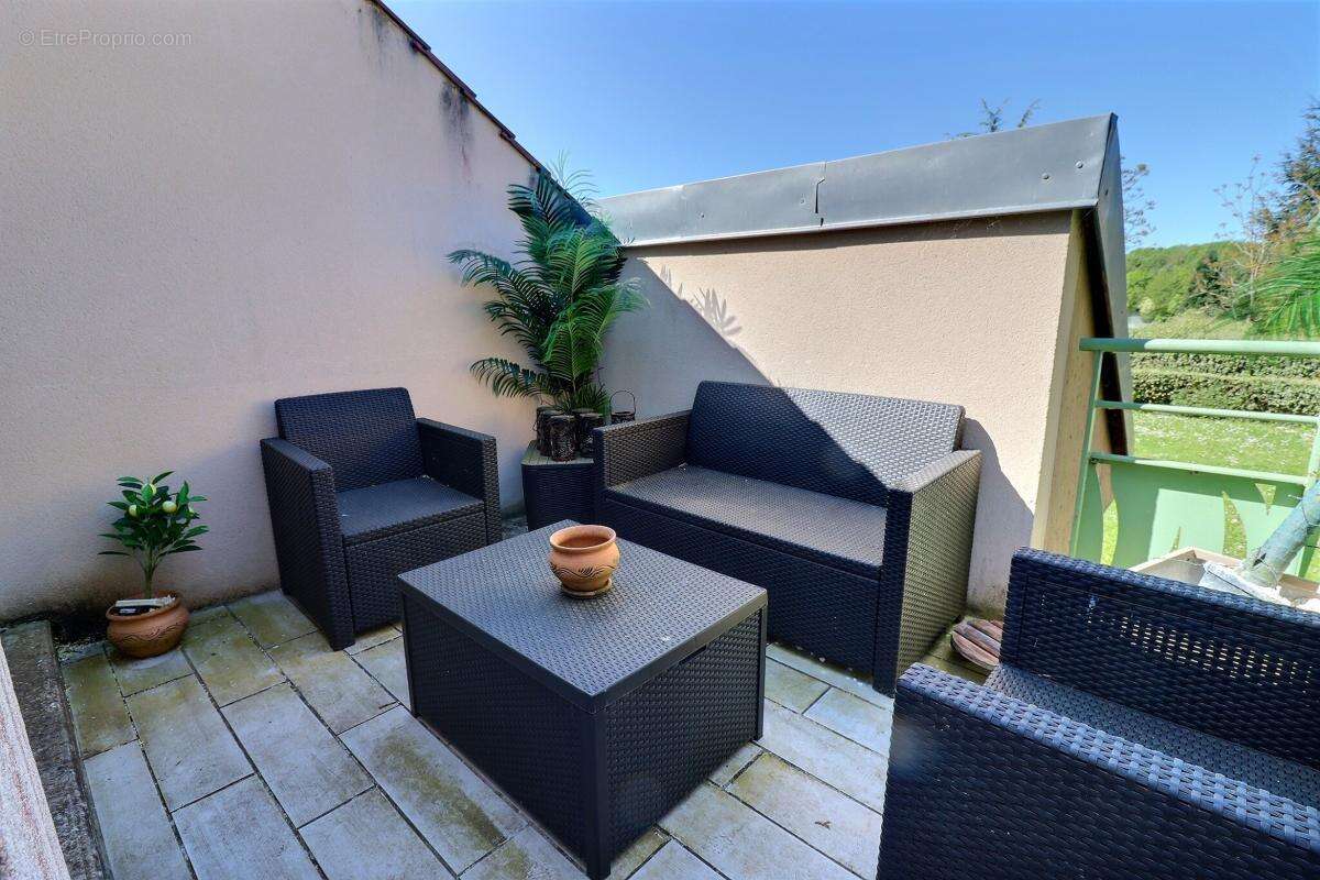 Appartement à CHESSY
