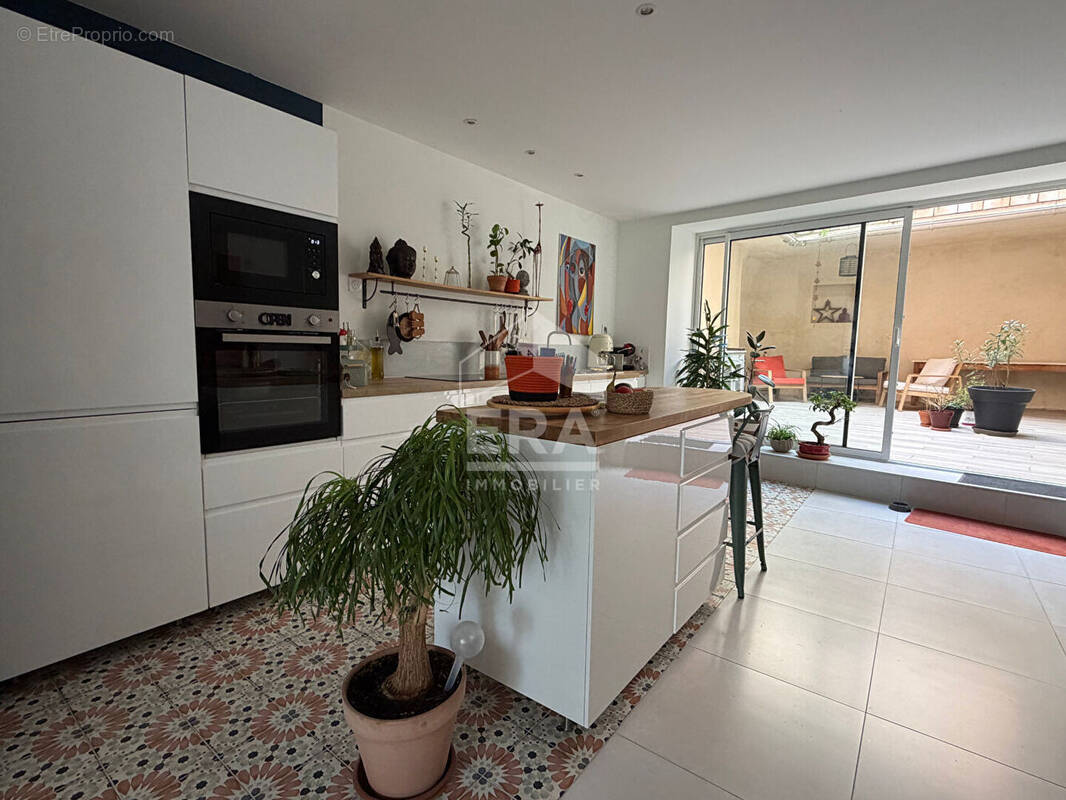 Maison à AZILLE
