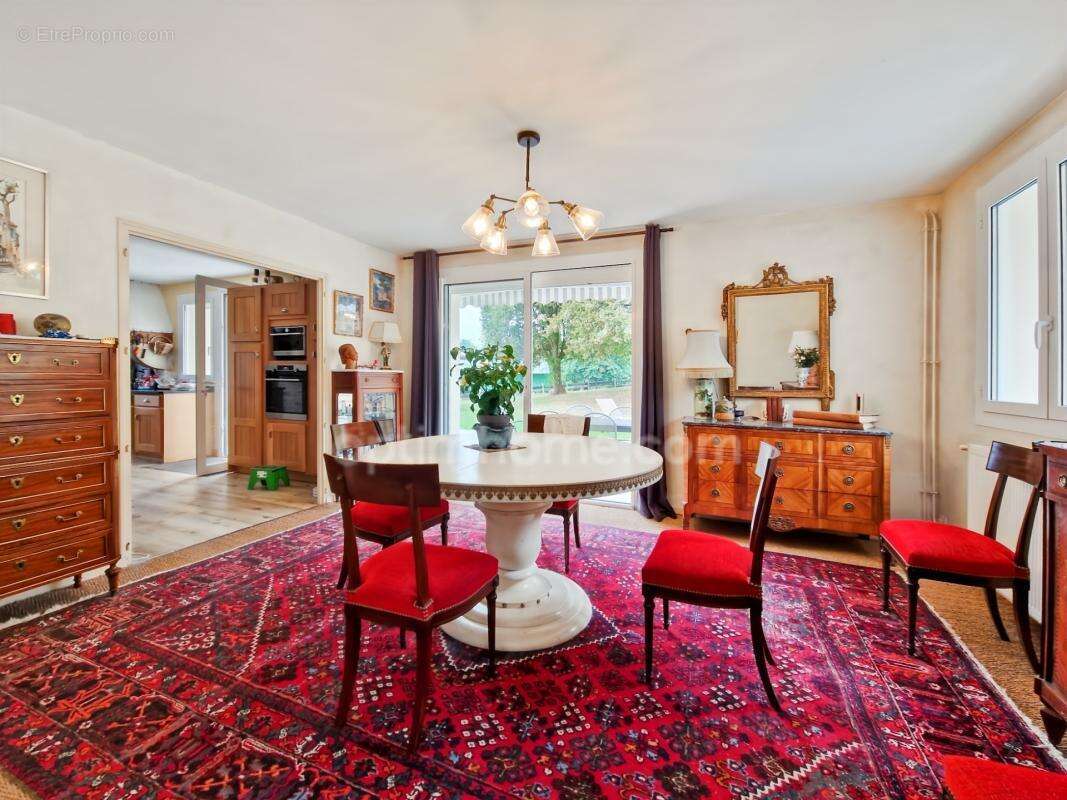 Maison de plus de 270M2 à vendre 9 pièces-5 chambres-piscine- HABAS (40) - photo 10