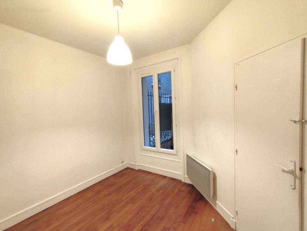 Appartement à PARIS-7E