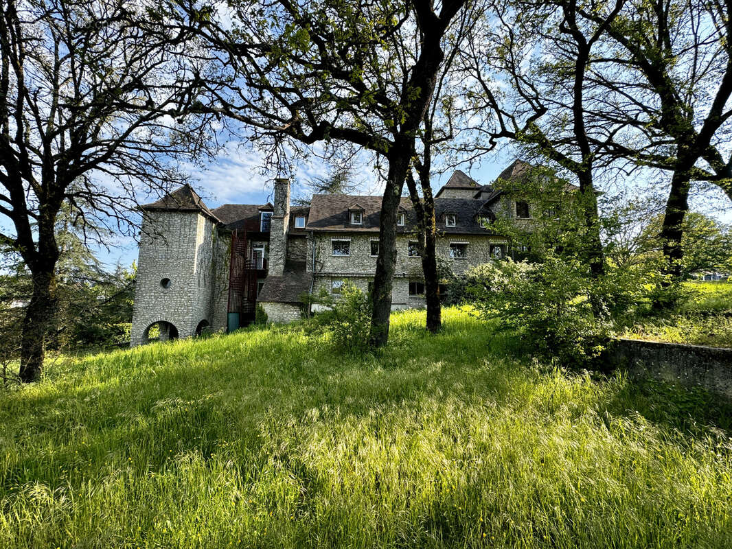 Maison à GOURDON
