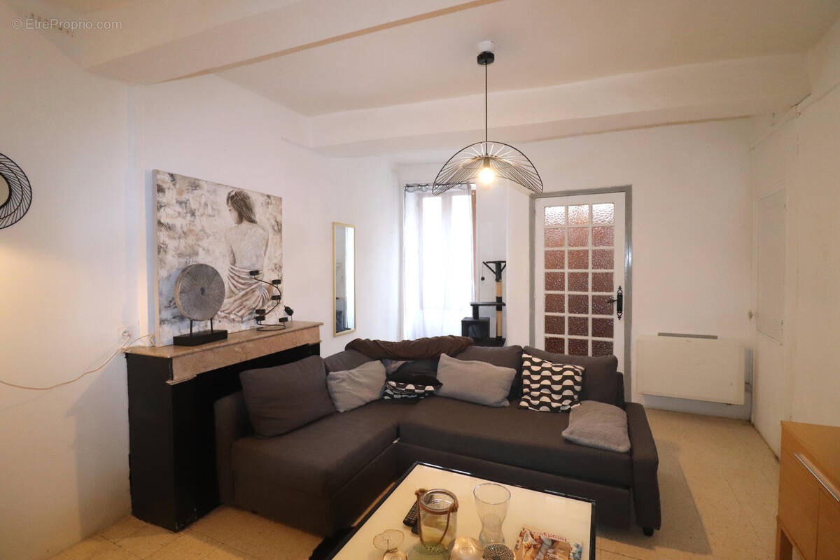 Maison à ALIGNAN-DU-VENT