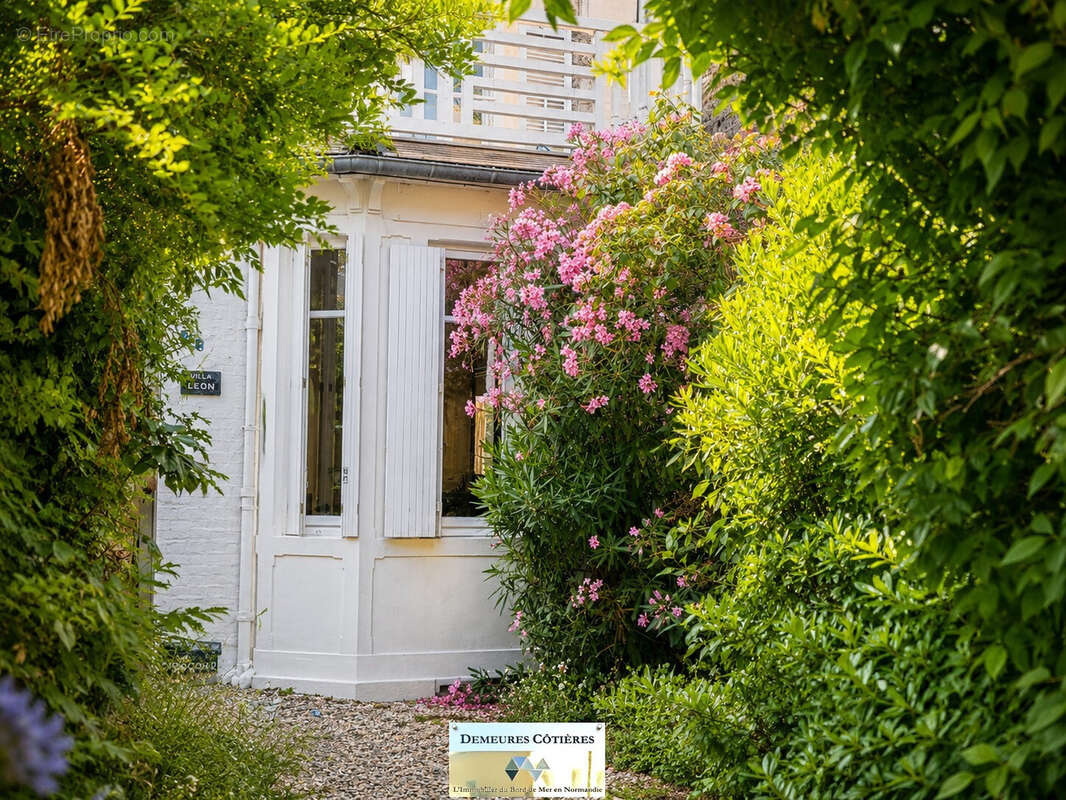 Exclusivite - 'villa jean' - coeur etretat avec jardin - photo 6