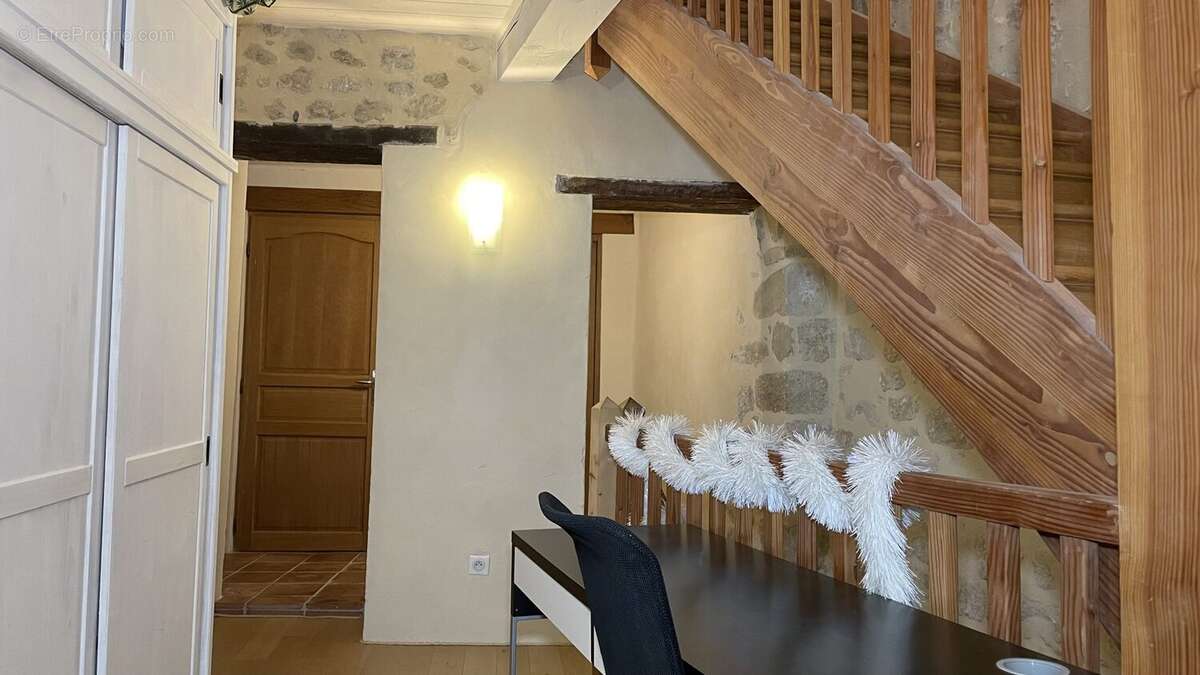 Maison 392 m² 6 chambres Laurac (Aude) South à France 392 sqm 6 bedrooms