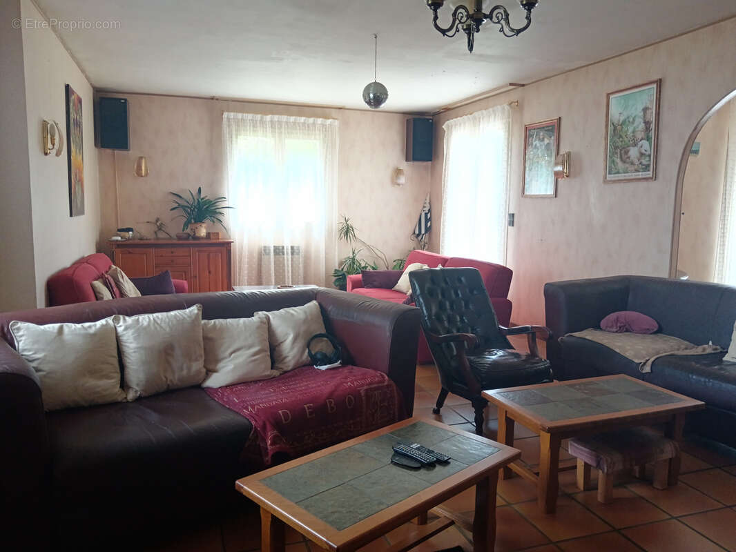 Maison à CLEGUEREC