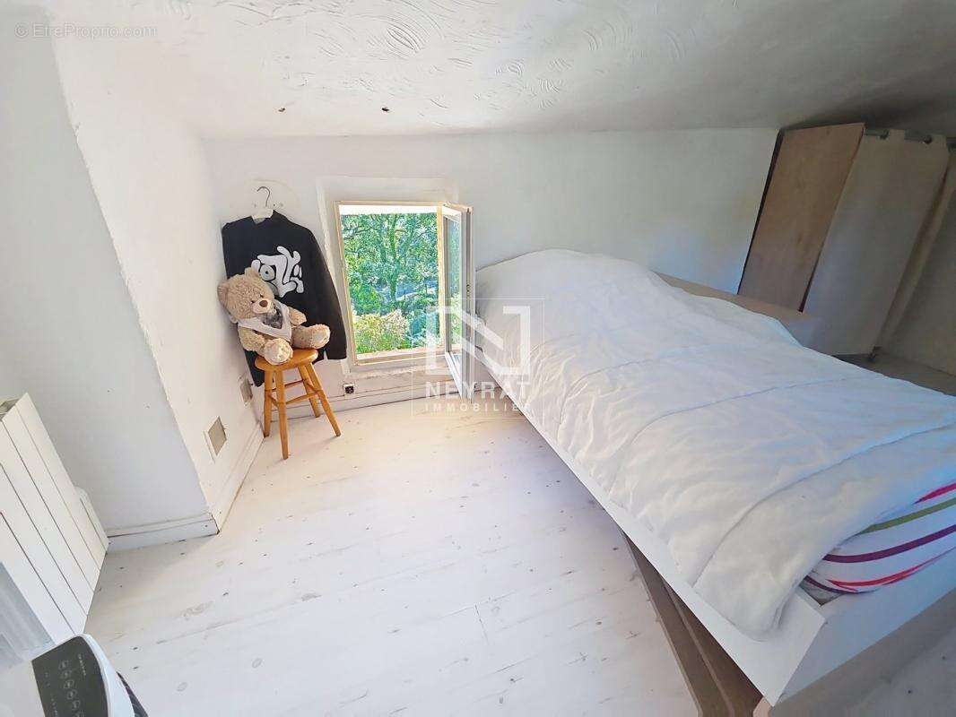 Appartement à SAINT-PAUL-EN-FORET