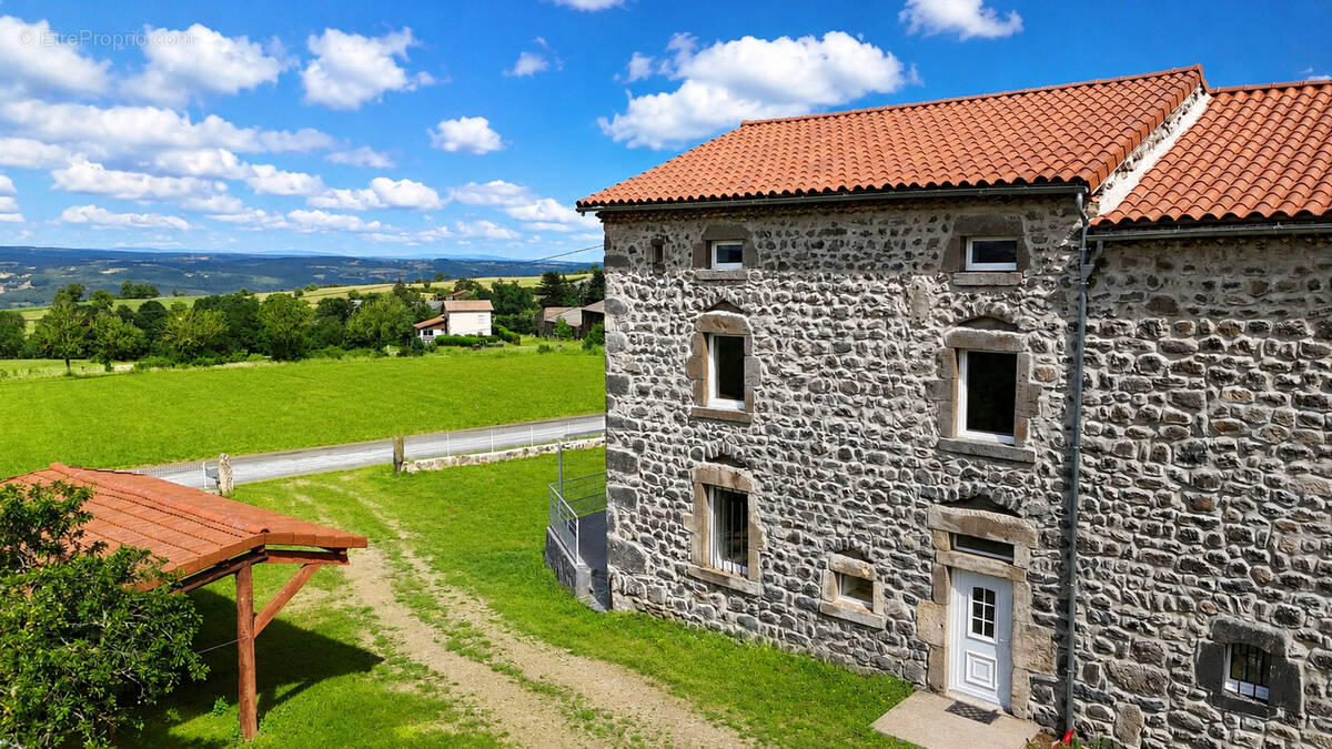 Maison à SAINT-HAON