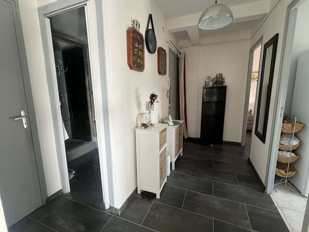 Béziers  Appartement 2 chambres avec séjour lumineux - photo 4