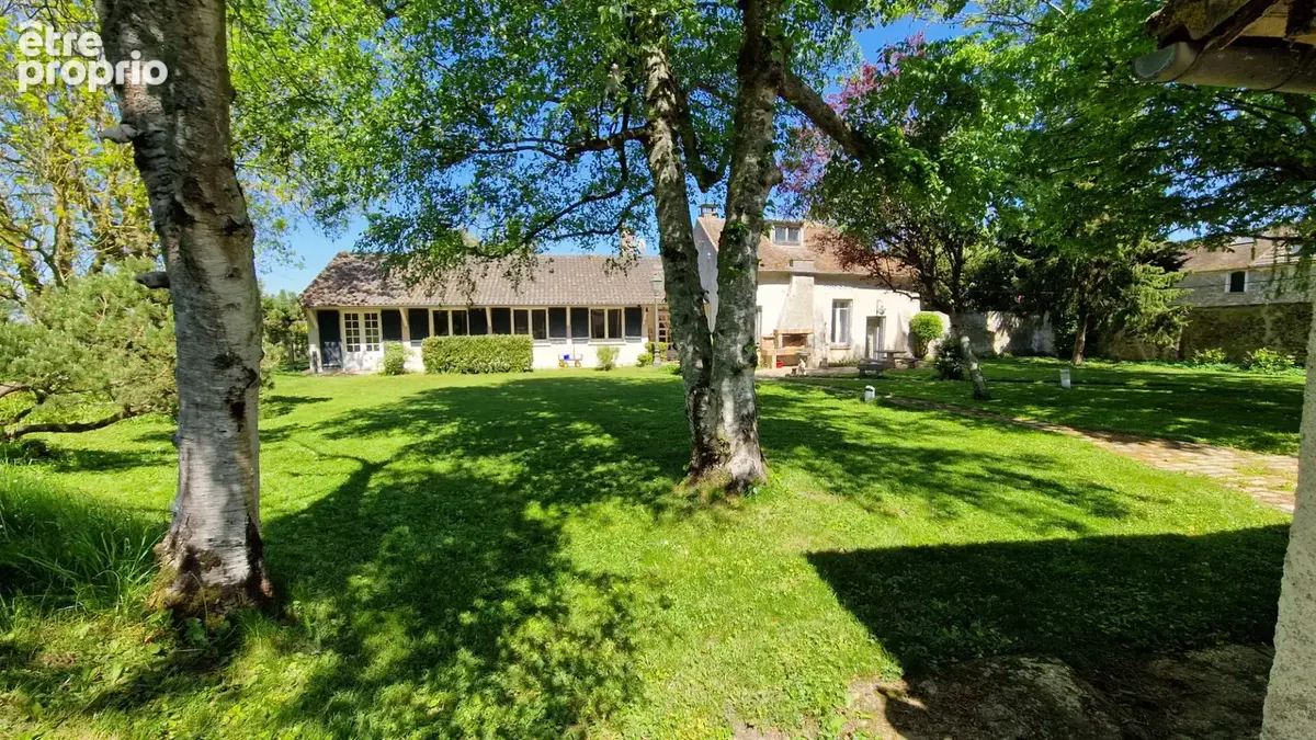 NOZAY - Propriété exceptionnelle et rare de 7 et 8 pièces de 248 m² habitable sur terrain clos de 2144 m² + dépendances de 80 m² - photo 6
