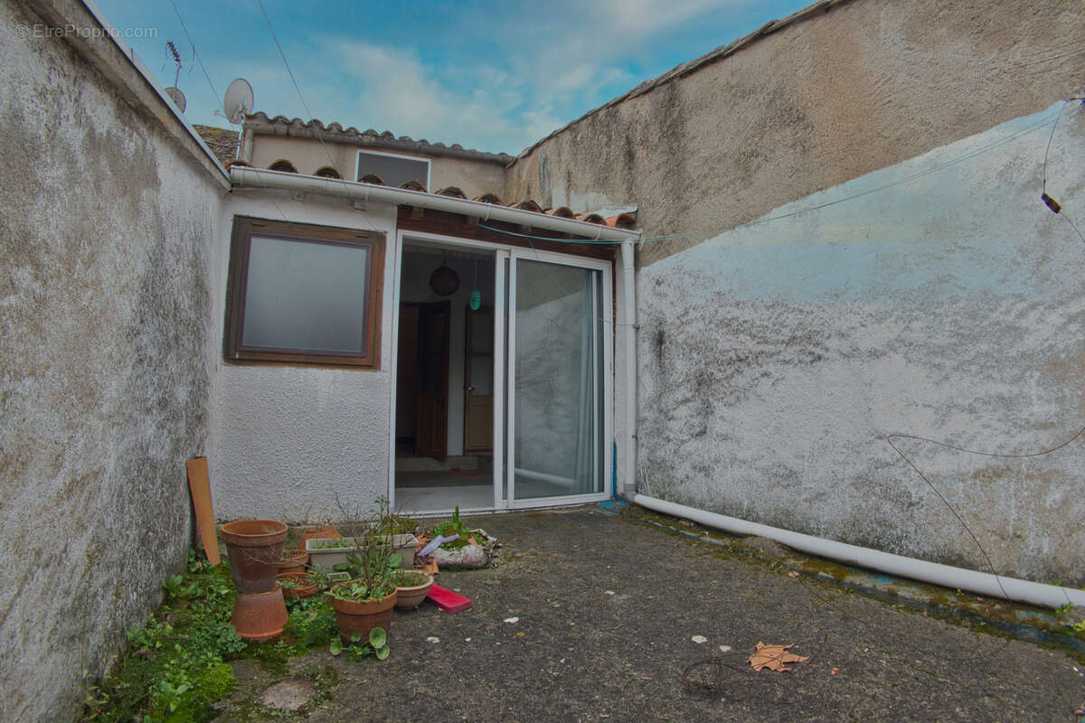 Maison à LABASTIDE-EN-VAL