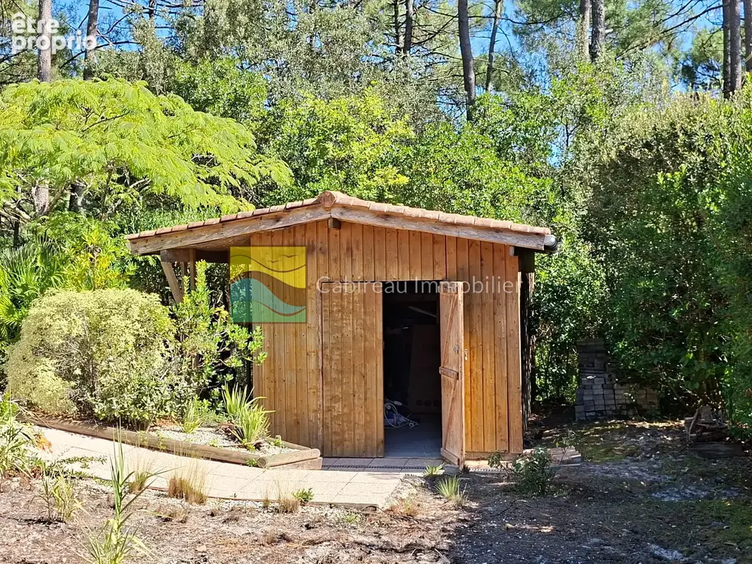 Maison avec piscine sur belle parcelle de 1 664 m2 - photo 18