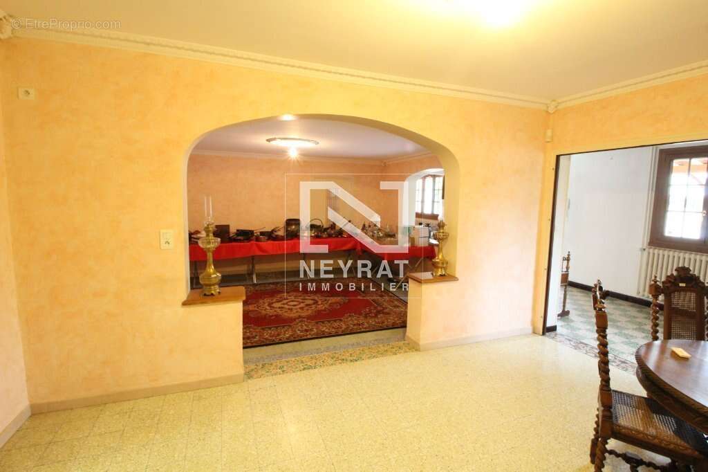 Villa avec dépendances - photo 13