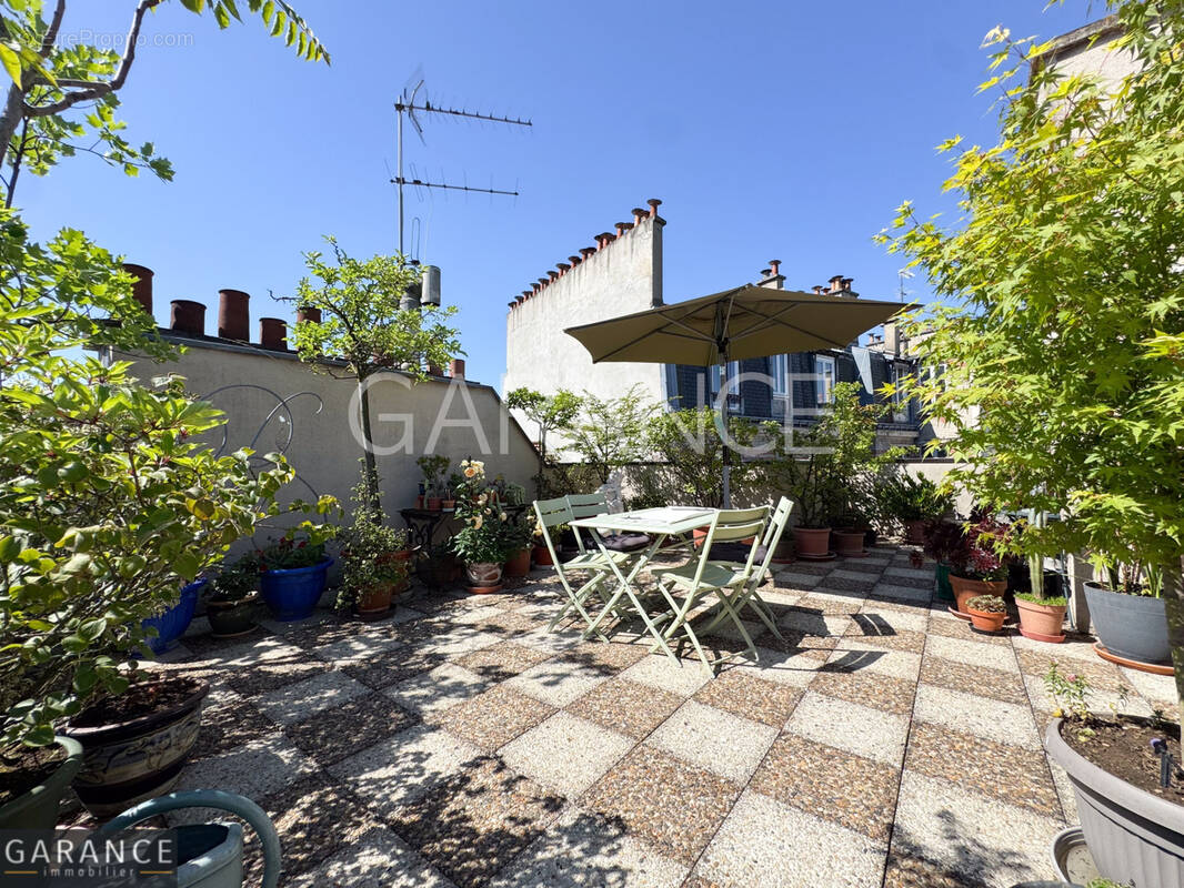 Appartement à PARIS-12E
