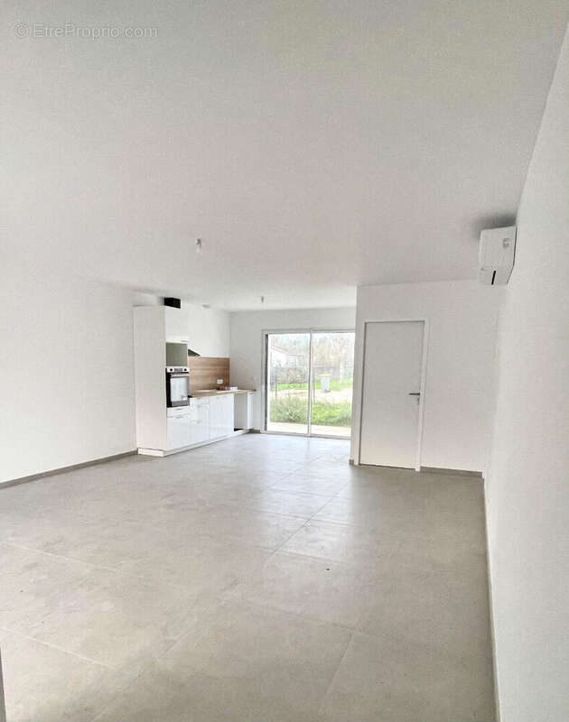 Maison à ANGLES