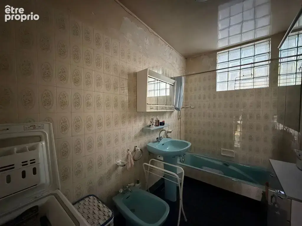 Maison a renover gare de becon les bruyeres - photo 11