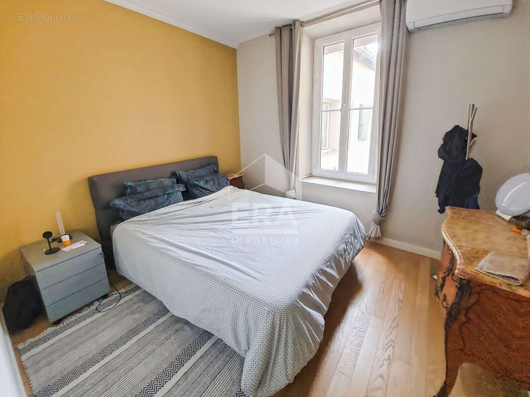 Appartement à SALON-DE-PROVENCE