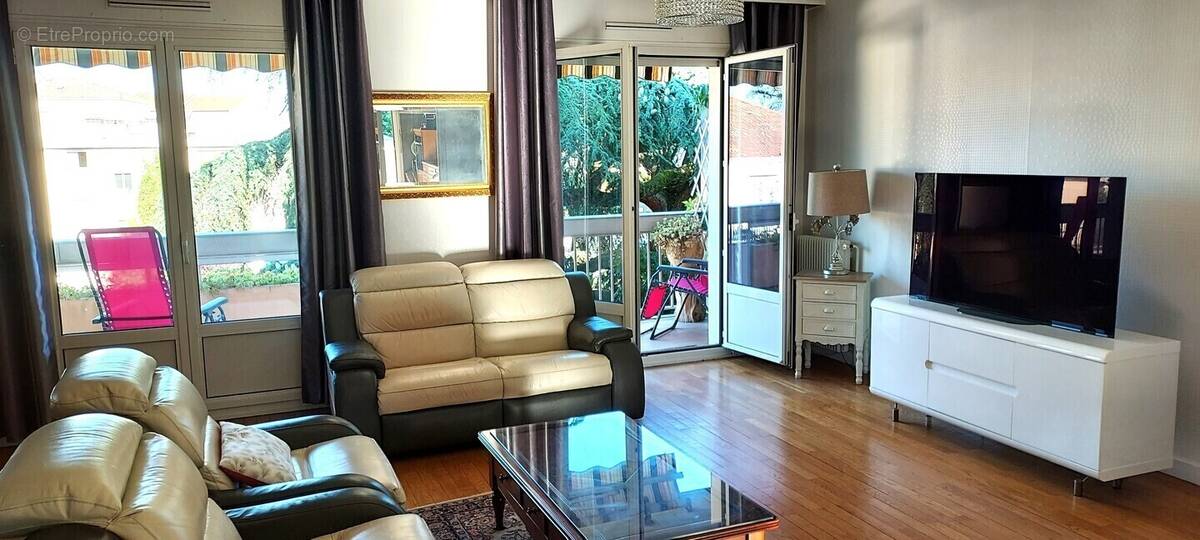 Appartement à LYON-8E