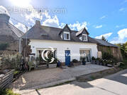 Maison à BAGUER-PICAN