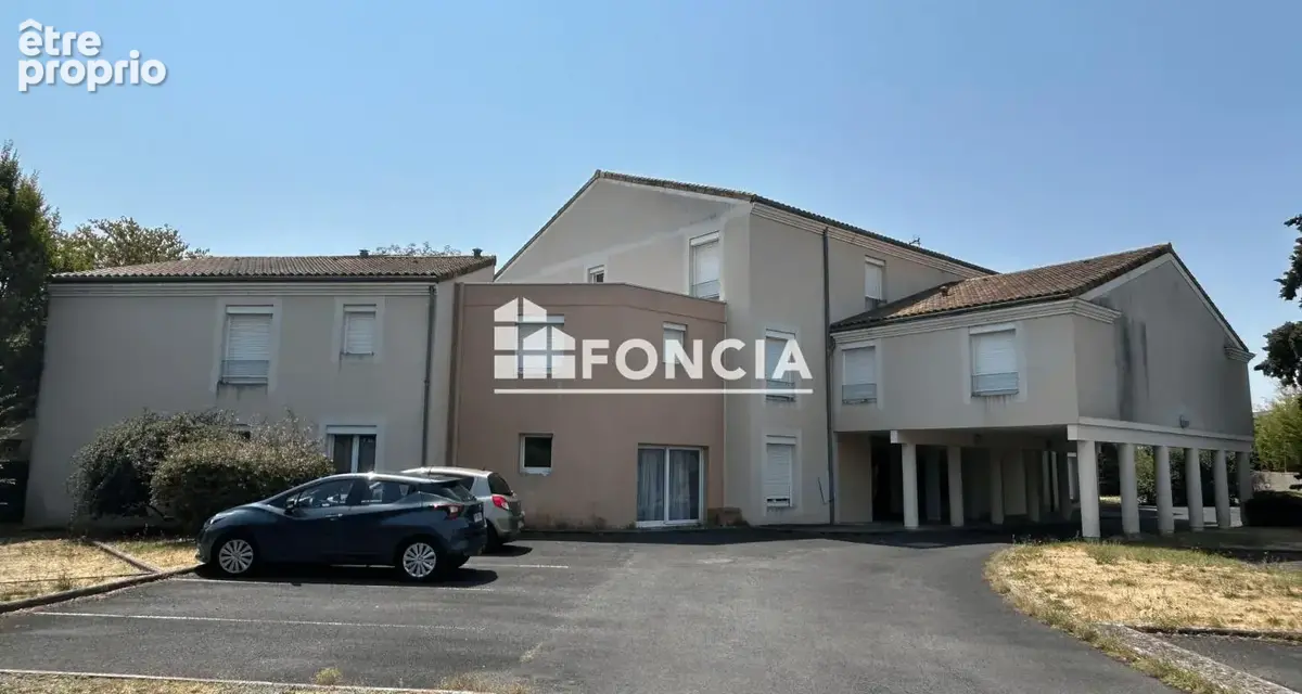 Studio 26m² à Poitiers quartier Ganterie avec balcon et parking privé - photo 7