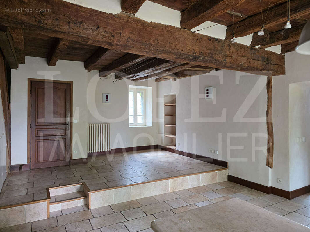 Maison à AIGUEFONDE