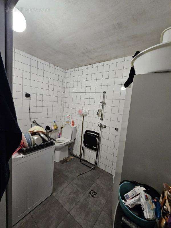 Commerce à SAINT-DENIS