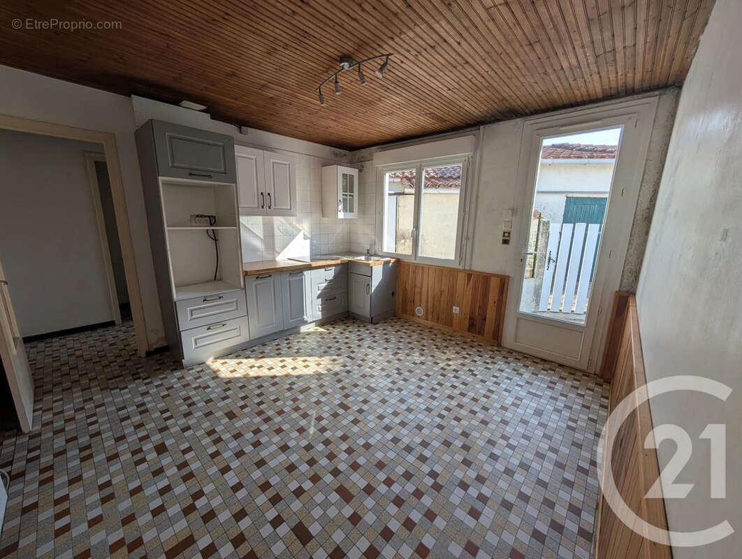 Maison 63 m² à Talmont-Saint-Hilaire  - photo 5
