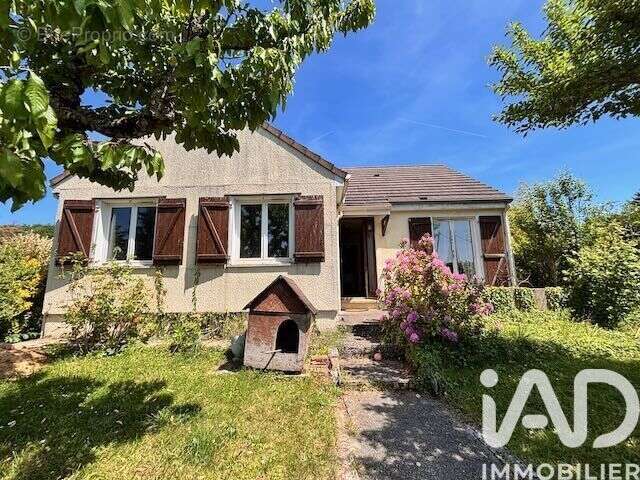 Photo 3 - Maison à BONNELLES