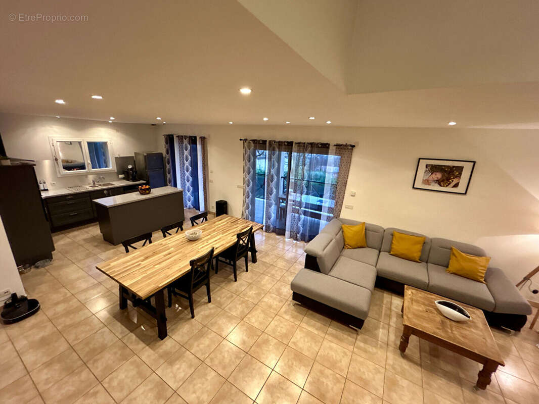 Maison à SAINT-PERAY