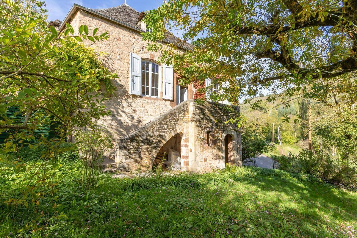 Maison à MARCILLAC-VALLON