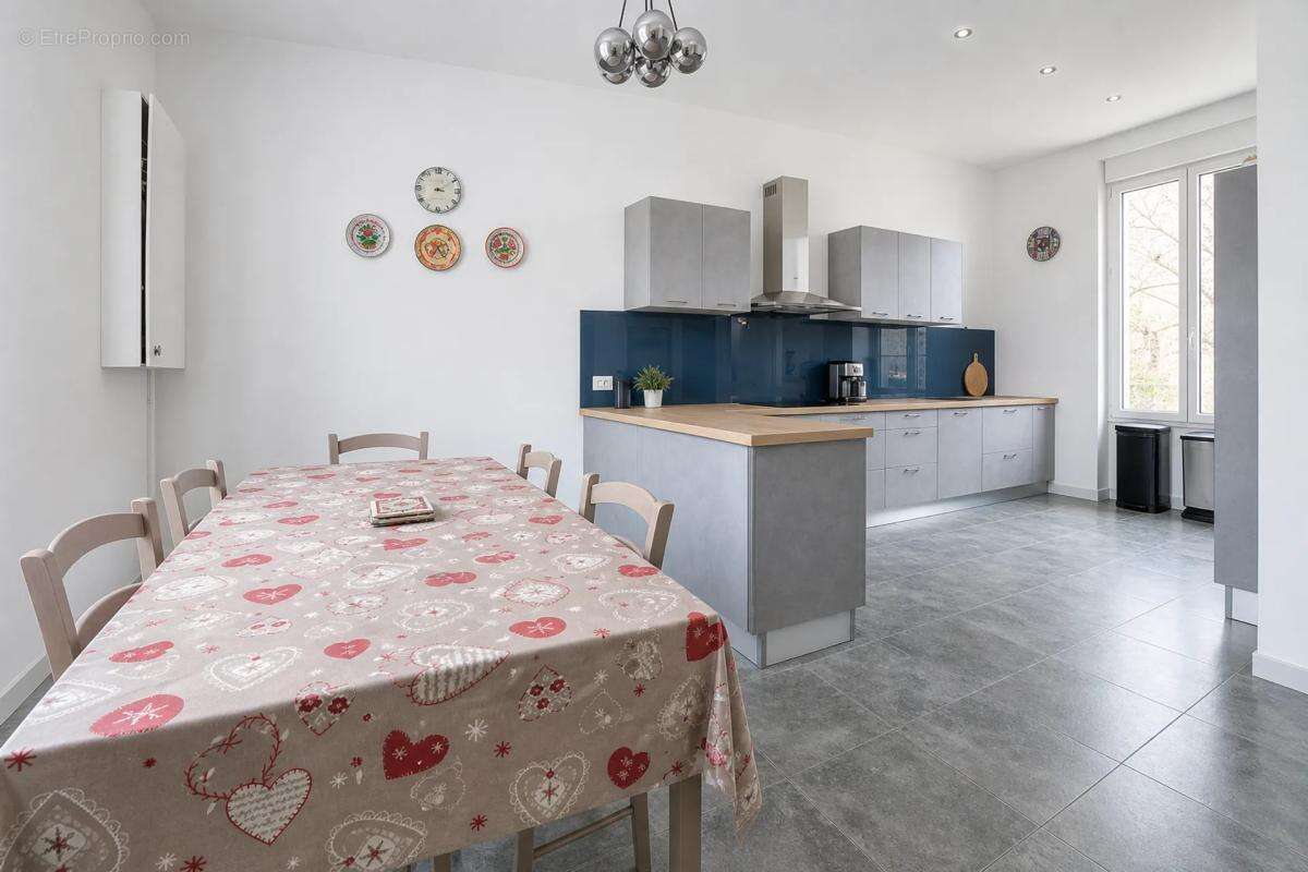 Maison à MATHA