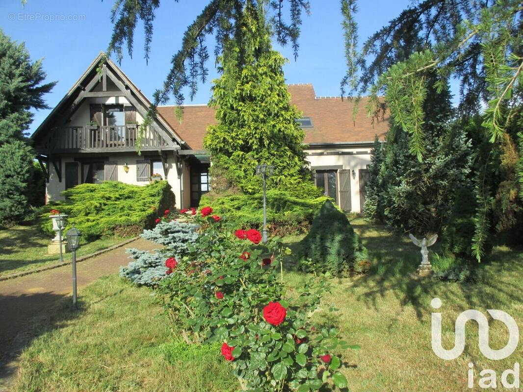 Photo 1 - Maison à PRESLES-EN-BRIE