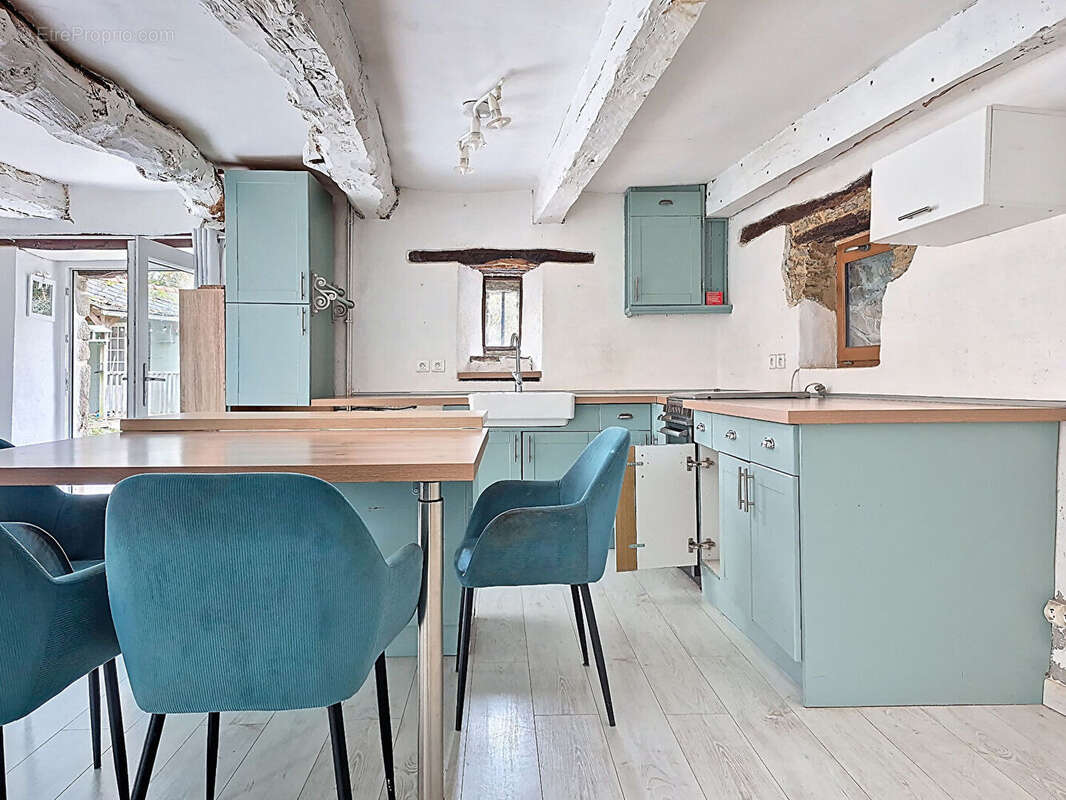 Maison à LA GREE-SAINT-LAURENT