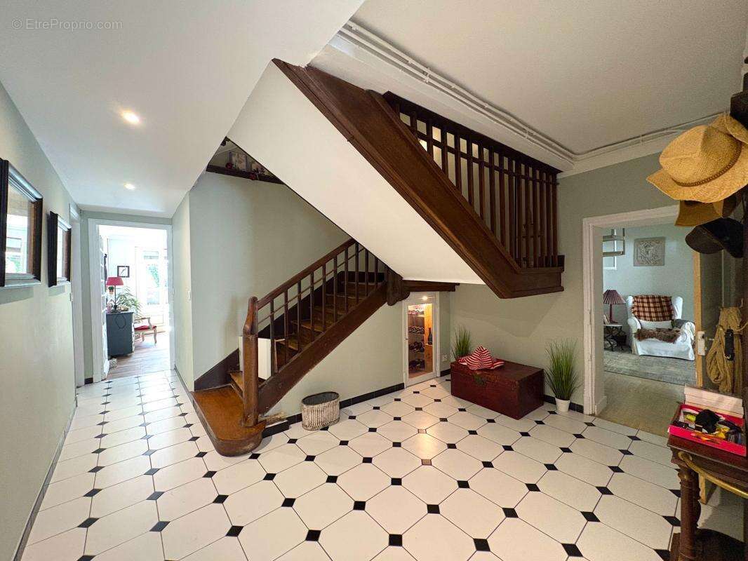 Maison à vendre 10 pièces 334M2 MIRANDE (32) - photo 15