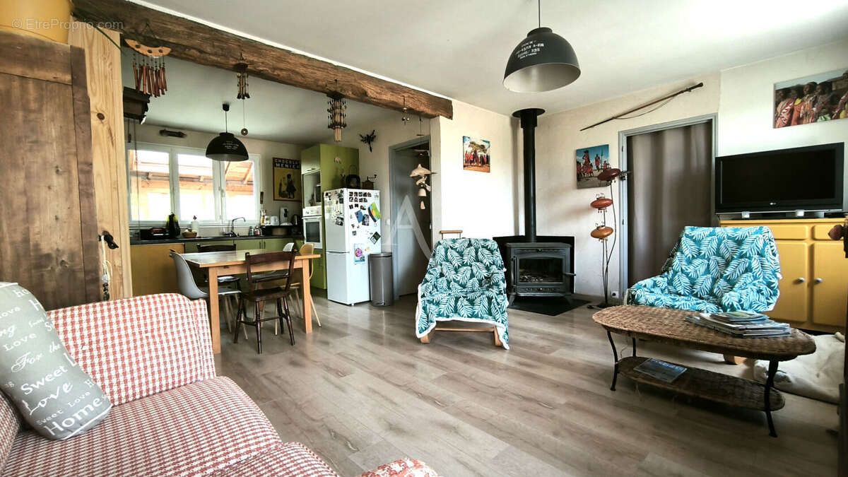 Maison à BRISSAC-QUINCE