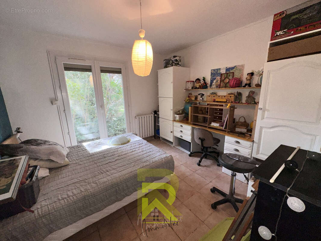 Maison à BESSAN