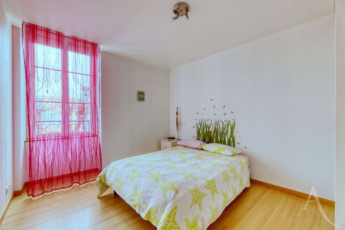 Appartement avec terrasse Montaigu centre - photo 5