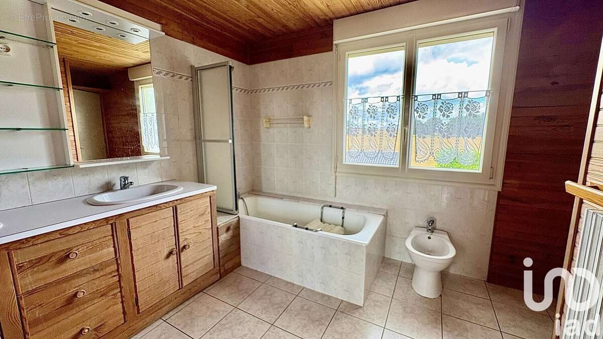 Photo 8 - Maison à CHANTEPIE